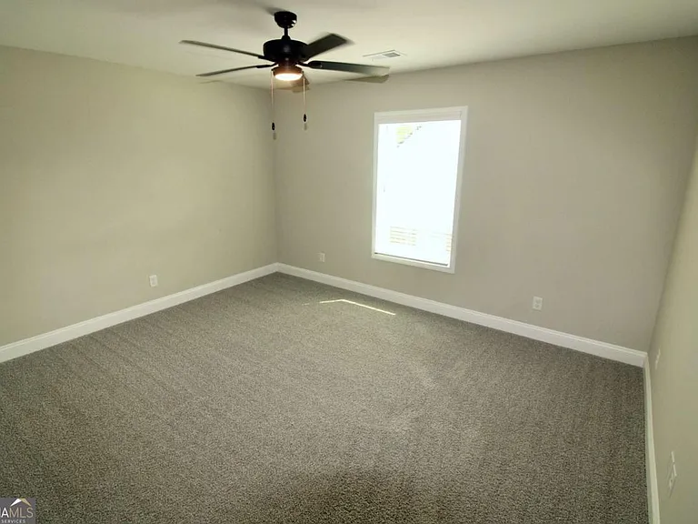 403 Madison Ave — Photo 11
