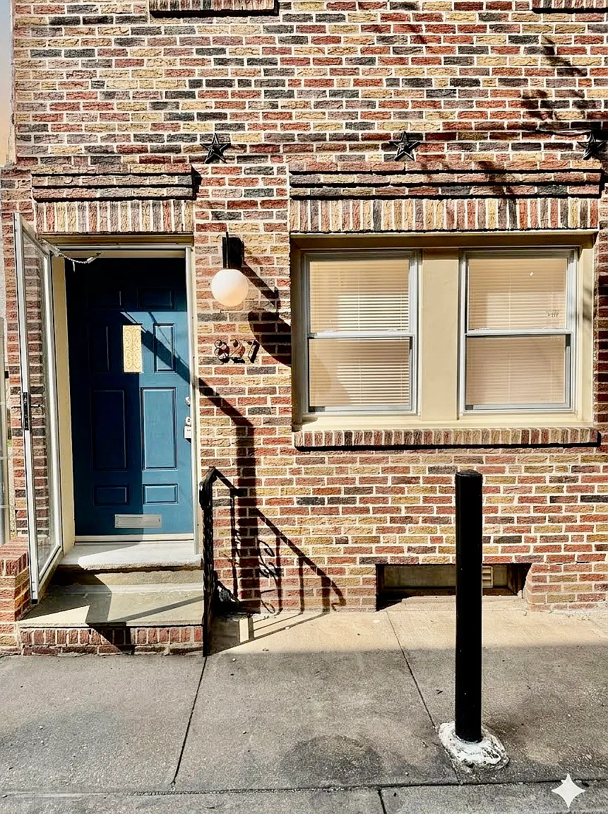 4 bed, 1.5 bath, 2000 sqft, $2,595 — Photo 2