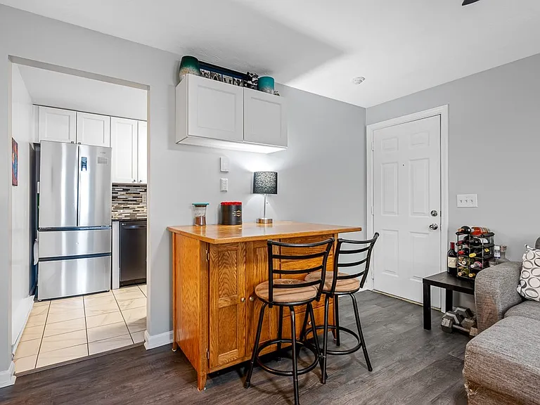 6 Inverness Ave #3 — Photo 5