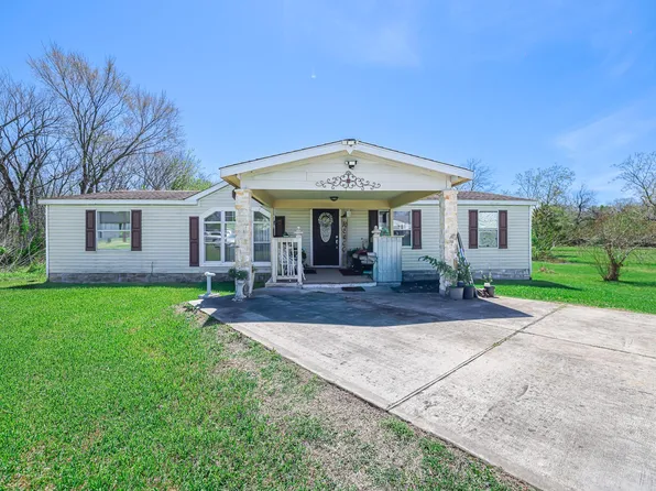 119 Weaver St, Baytown, TX 77520