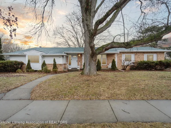 2807 Woodruff Ave, Lansing, MI 48912