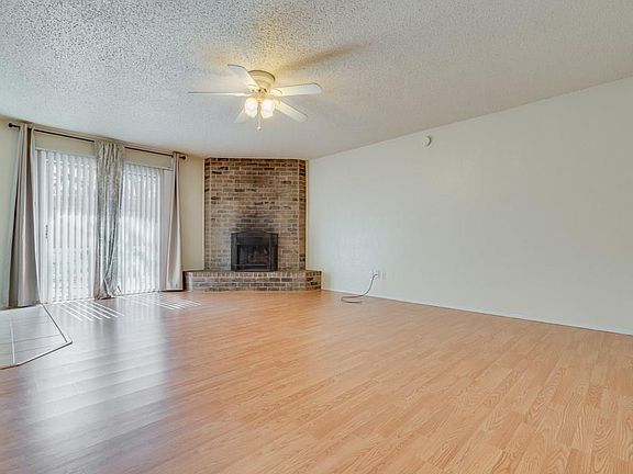 5th image of 5704 Shady Hill Ln