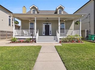 214 E Maple Ridge Dr, Metairie, LA 70001