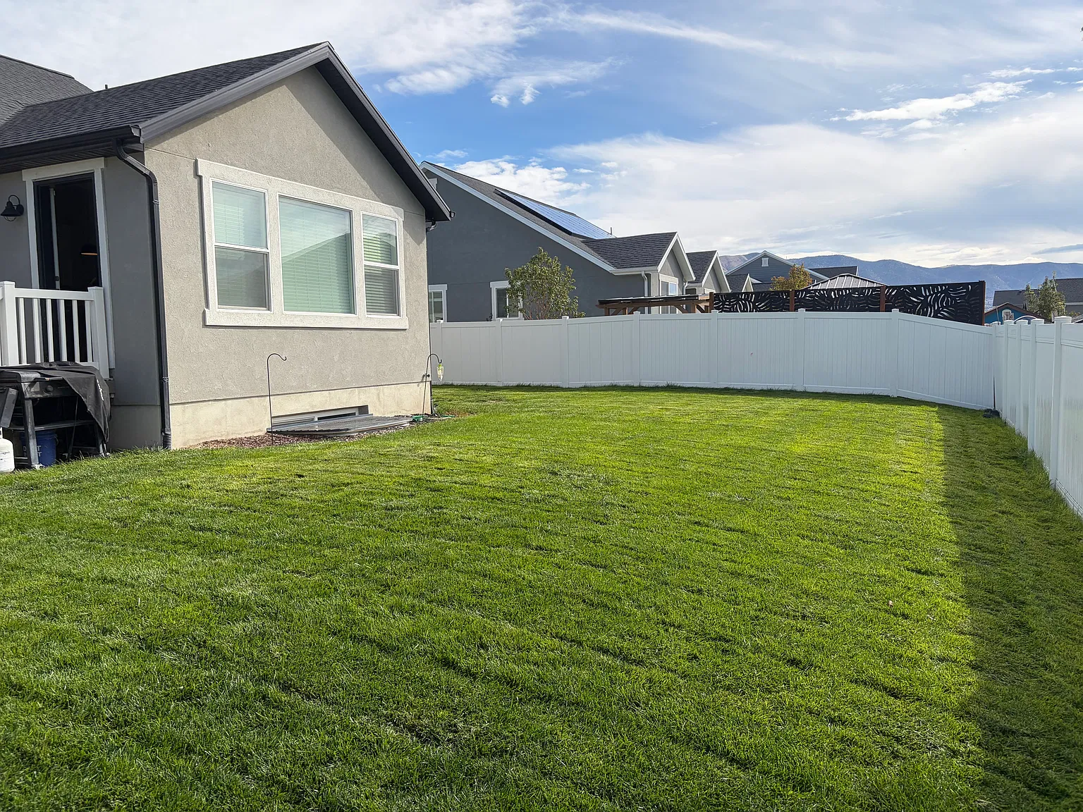 5 bed, 2800 sqft, $2,695 — Photo 3