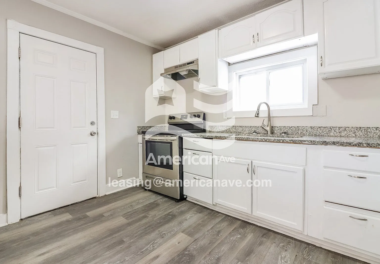 3 bed, 1.0 bath, 1266 sqft, $968 — Photo 4