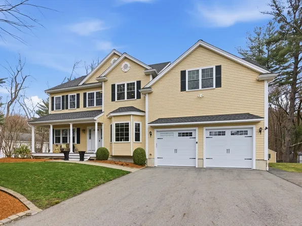 71 Lexington St, Burlington, MA 01803