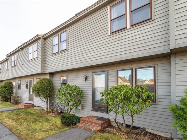 24 Beaver St APT E, Lowell, MA 01850