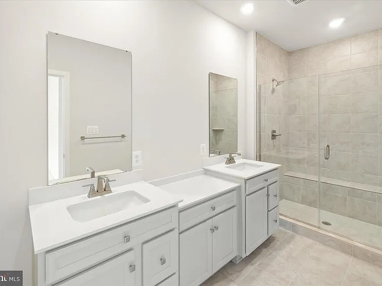10132 Lake Linganore Blvd — Photo 29