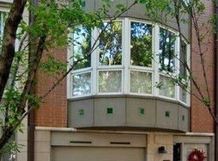 2671 N Greenview Ave #D, Chicago, IL 60614