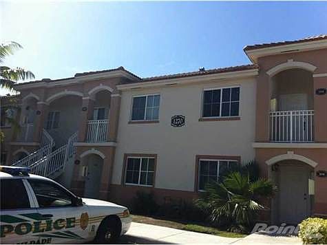 3rd image of 1270 SE 26th St Unit 206