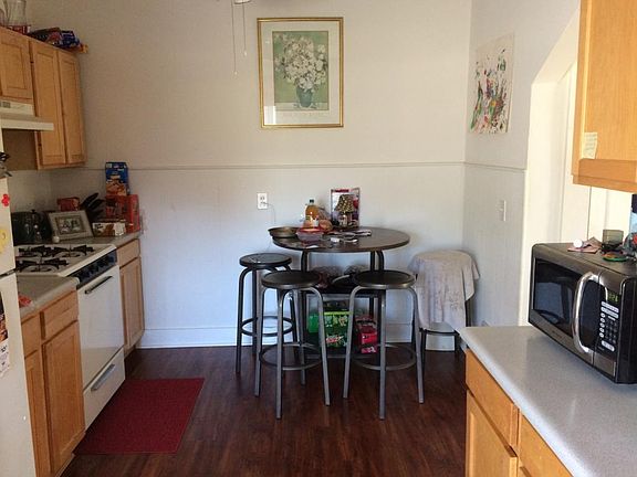 4th image of 1532 Burney Ln APT 3