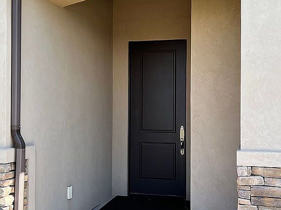 4th image of 1680 W Lakota Dr