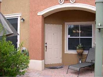 1st image of 4909 Spinnaker Dr