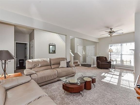 3rd image of 13528 Plowstone Ct