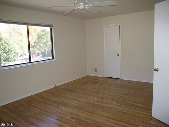 3rd image of 38 Park St #26A-A