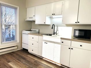 6 Acorn St #D, Sanford, ME 04073