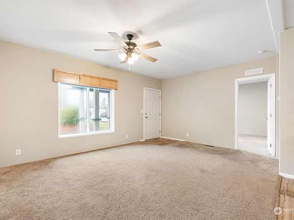 3rd image of 1783 Sidney Avenue