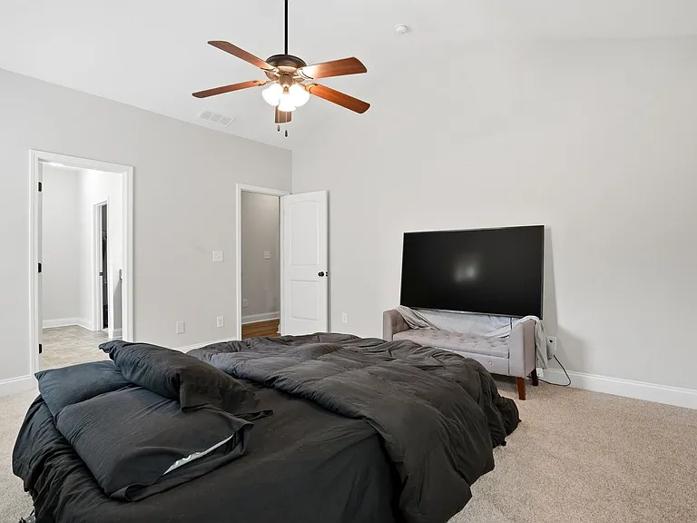 612 Stevens Pl — Photo 11
