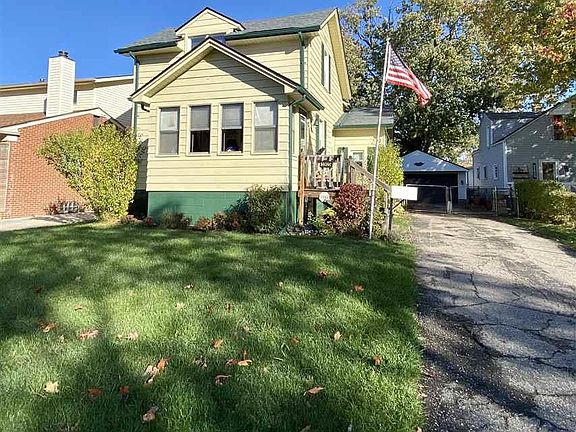 2nd image of 22623 Saint Gertrude St