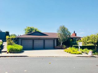 2804 Arguello Dr, Burlingame, CA 94010