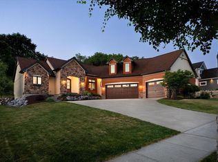 2455 Spring Hill Way, Onalaska, WI 54650