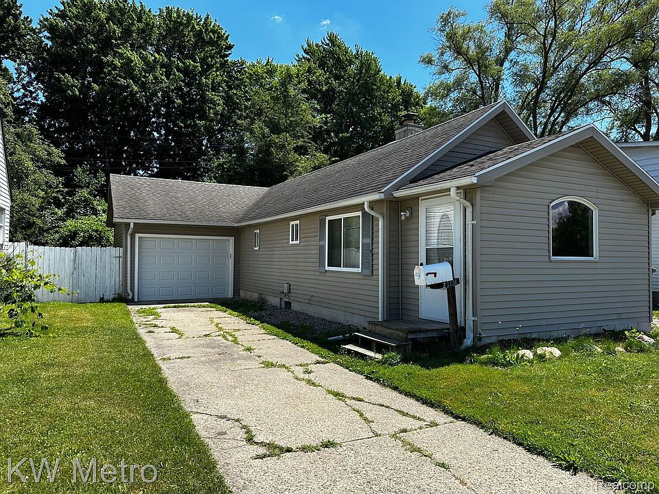 1st image of 23138 Stewart Ave
