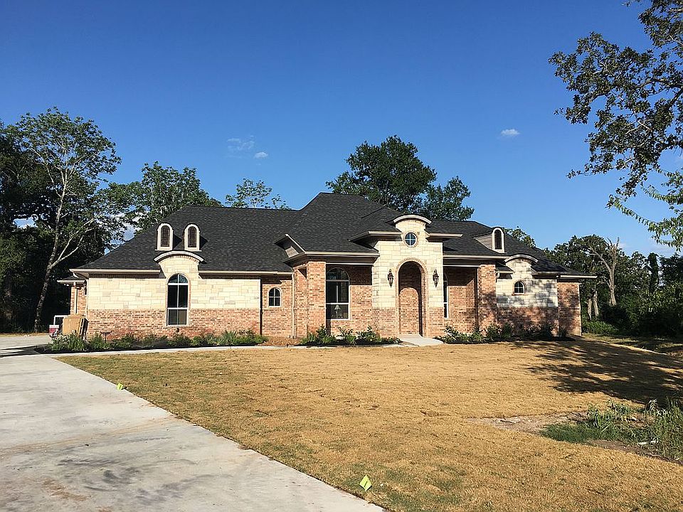 1st image of 9824 Albert Dr
