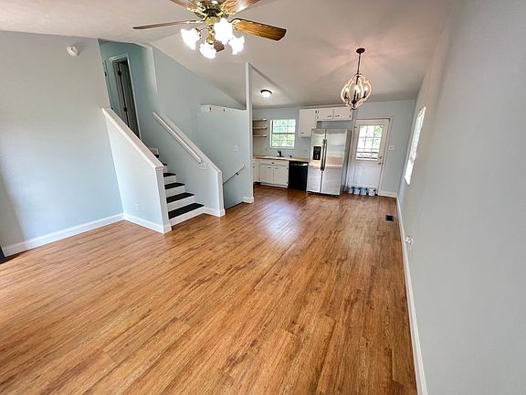 3rd image of 5824 Gray Leaf Cir