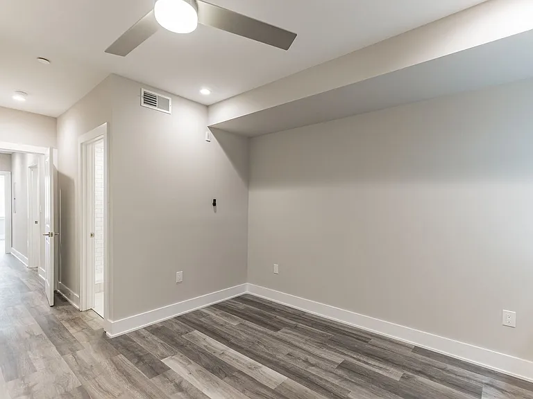 1609 Ogden St — Photo 37