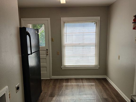 5th image of 2909-2911 W Clarendon Dr #2909