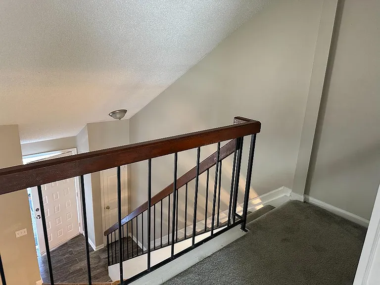 1908 Millpoint Ln — Photo 14