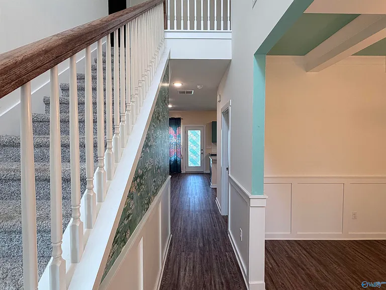 4200 Textile Ln SW — Photo 4