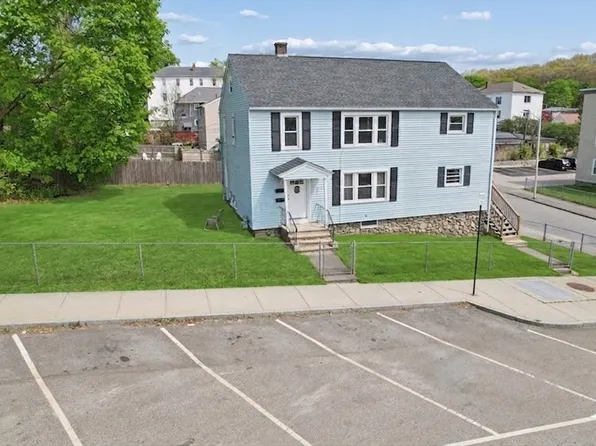 109 Hamilton St, Worcester, MA 01604