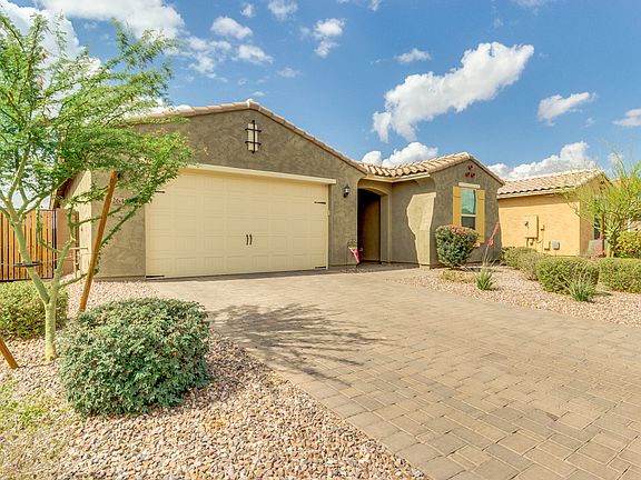 3rd image of 2644 E Daniel Dr