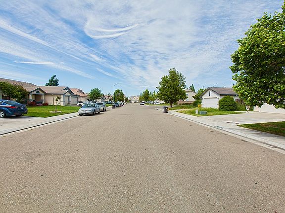 3rd image of 5020 Shipwheel Dr