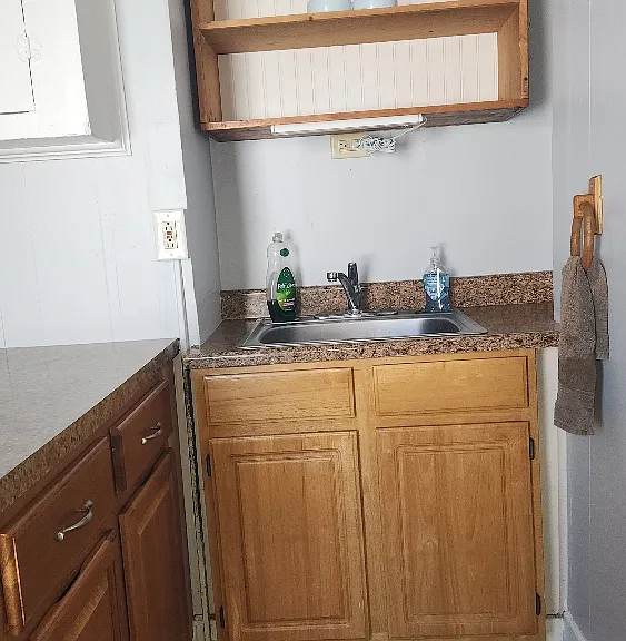 913 Ward St — Photo 15
