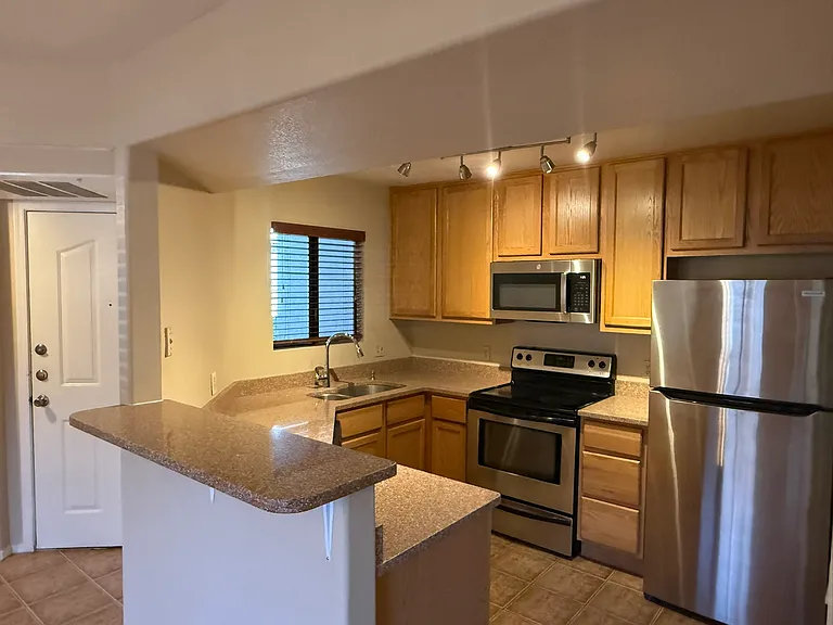 5751 N Kolb Rd #11102 — Photo 2