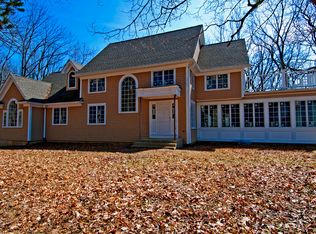 31 Thompson Lane, head of the harbor, NY 11780