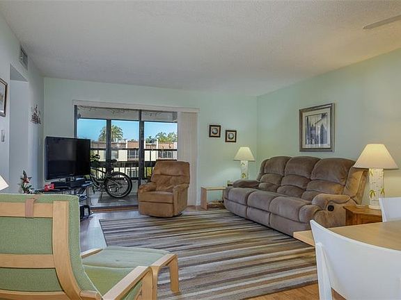 3rd image of 2400 Winding Creek Blvd APT 24-201