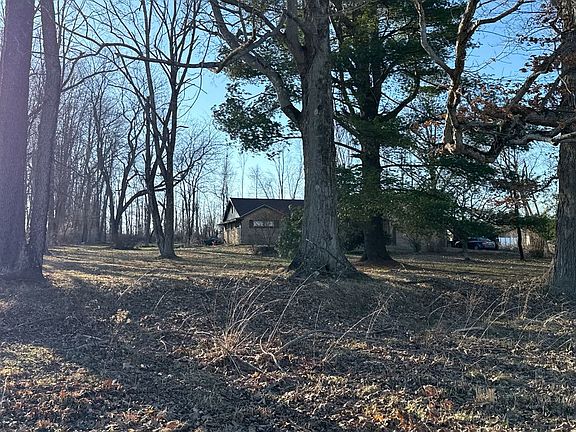 2nd image of 8823 Perry Hwy