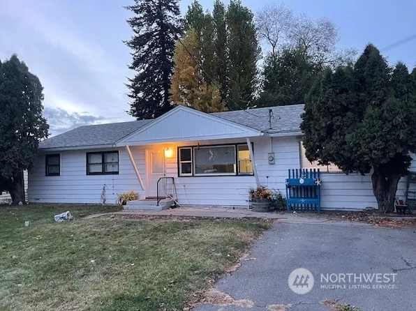 375 Leslie Way, East Wenatchee, WA 98802