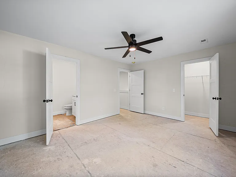 217 Cave St #4 — Photo 16