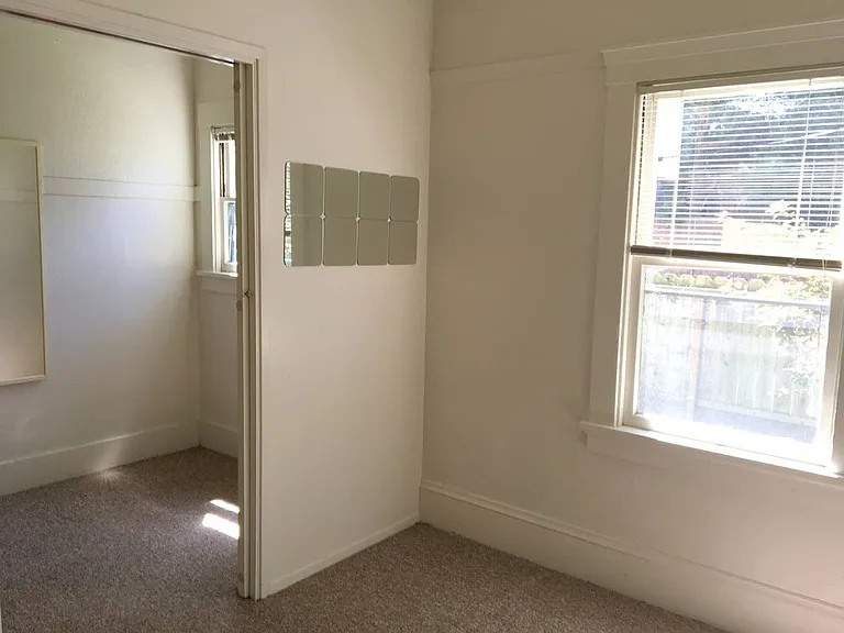 2642 Derby St #1 — Photo 13