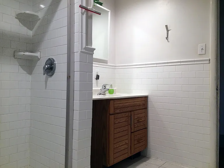 1201 N Howard St #3 — Photo 6