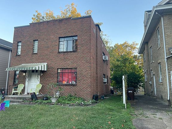 2nd image of 1353 1353 1/2 Charleston Ave