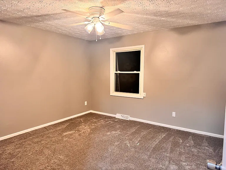 56 E Lindbergh Ave — Photo 11