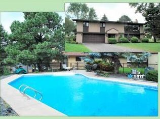 2950 Howard Ct, Saint Paul, MN 55109