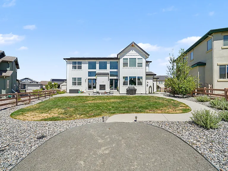 6339 Knapp Dr — Photo 40