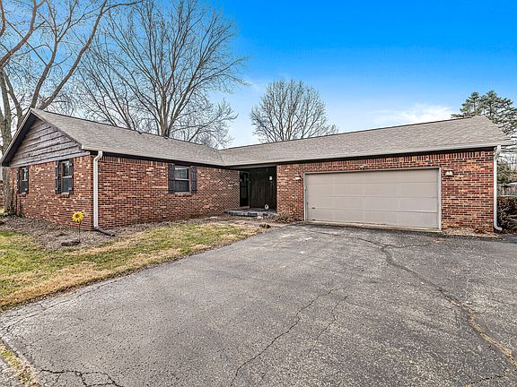 2nd image of 1342 James Dr