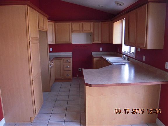 3rd image of 27603 Red Thistle Dr